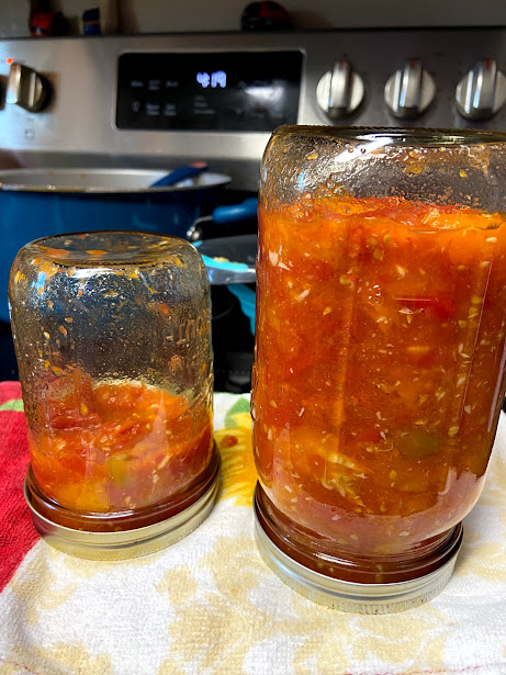 1 quart and 1/2 pint homemade tomato sauce with garlic and cajun belle peppers