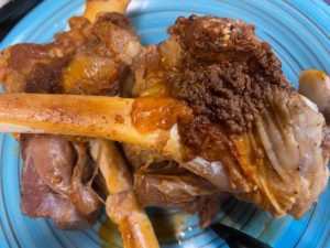 cooked lamb shanks with seasoning